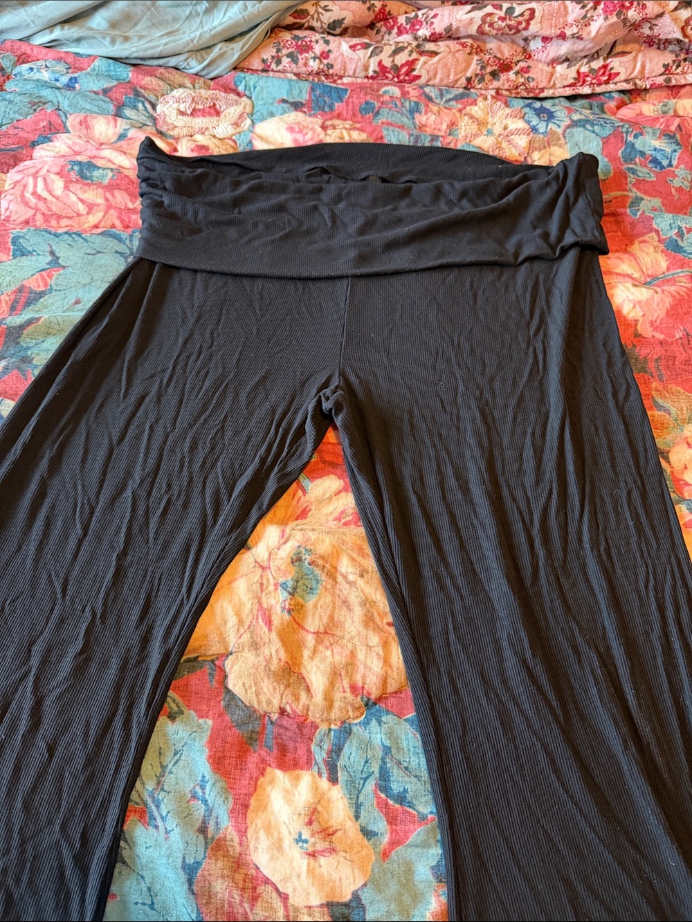 SKIMS Black Fold-Over Waist Lounge Pants